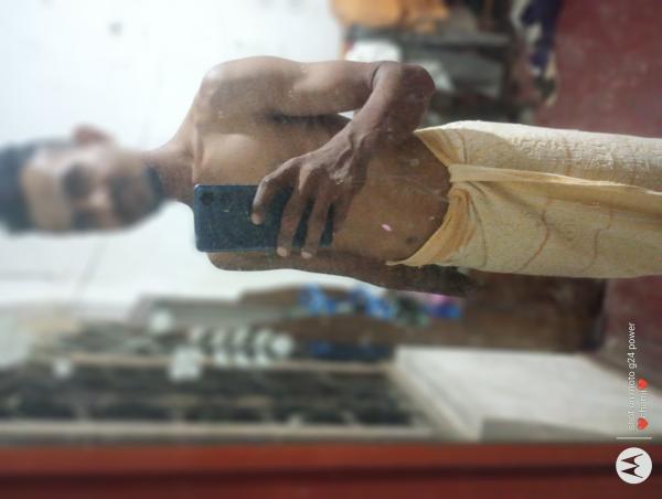 Oyata oneda supiri massage ekak? Ehenam menna niyama place eka. Oyata one widihe fun ekak oyata thoraganna puluwan. රාජ් සයිස් 7.5 dick.. mama chami , age 26, im single boy. Girls or boys any one 👍  ok 🤫🤫😋❤️