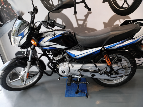 Bajaj CT100 2026