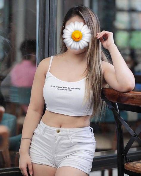 දවස ගානෙ ලස්සන Posh කෑලි ගෙන්නන Spa එක