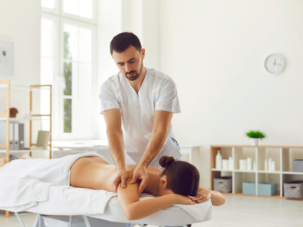 Professional Massage Therapist for Women