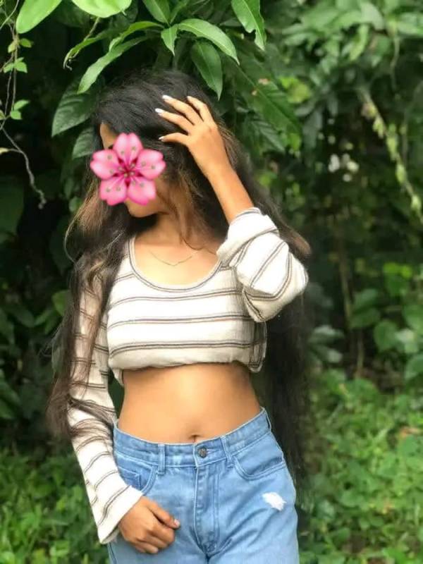 🌻Hi.. Everyone  🌻Name _ Rashu 🌻Age _  26 years old 🌻This is my real picture 💯 🌻Full service only